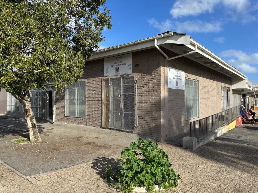 To Let commercial Property for Rent in Eersterivier Western Cape